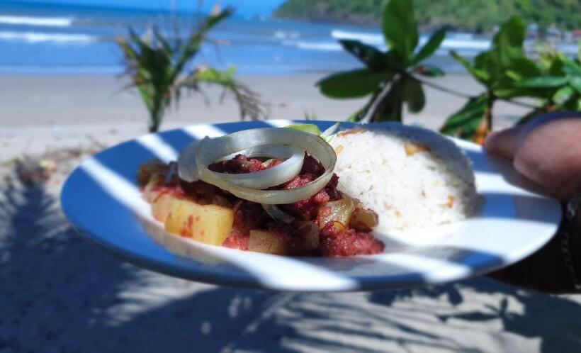 旅馆 Zhaya S Beach & Cottages