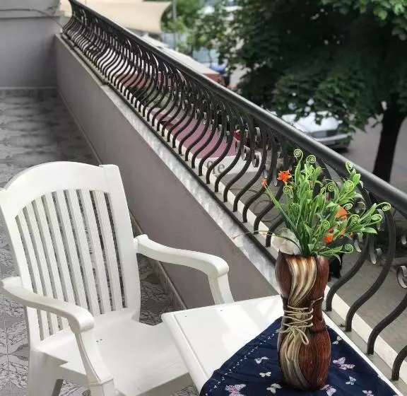 Lovely Apartment In Front Of The Lake