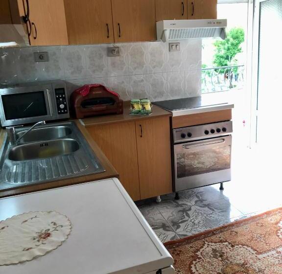 Lovely Apartment In Front Of The Lake