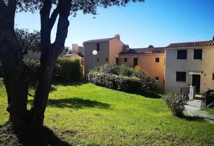 Porticcio : Magnifique T2 Piscine Vue Mer