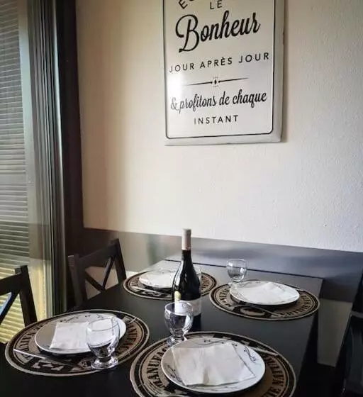 Porticcio : Magnifique T2 Piscine Vue Mer