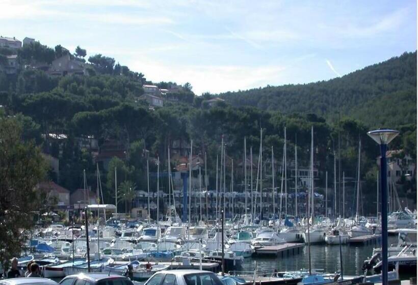 T3 Vue Mer Calme à La Madrague