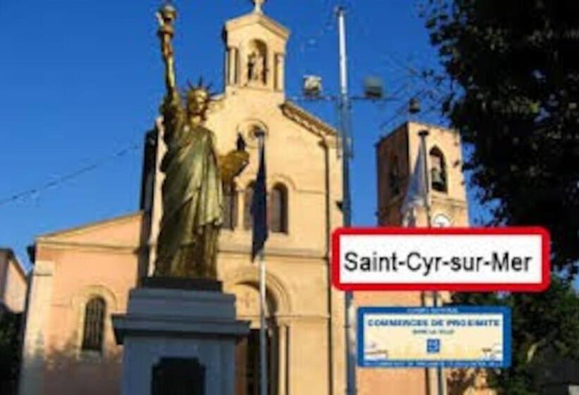 T3 Vue Mer Calme à La Madrague