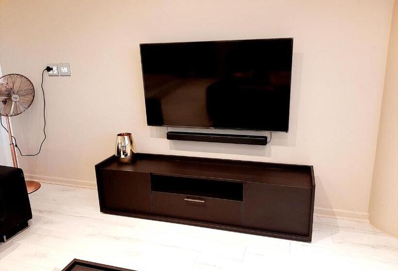 4 On Pritchard Luxury Suites