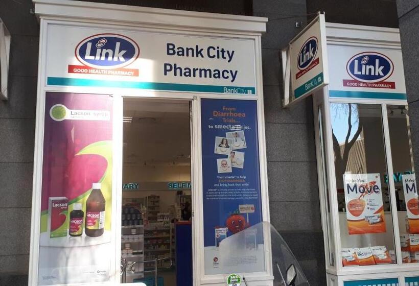 4 On Pritchard Luxury Suites