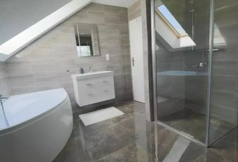 Apartmánový Dom žiar S Vírivkou A Saunou