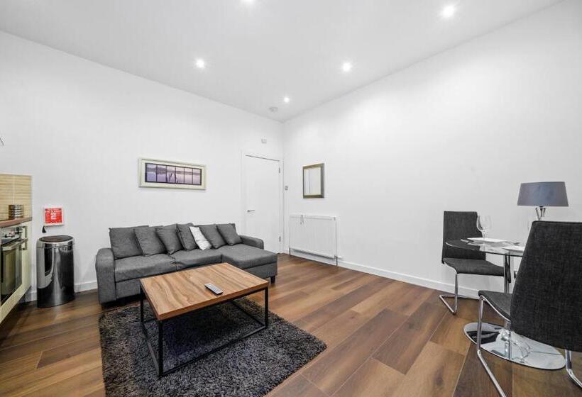 Howburn Residence Serviced Apartments   1,2& 3 Bedroom Apartments