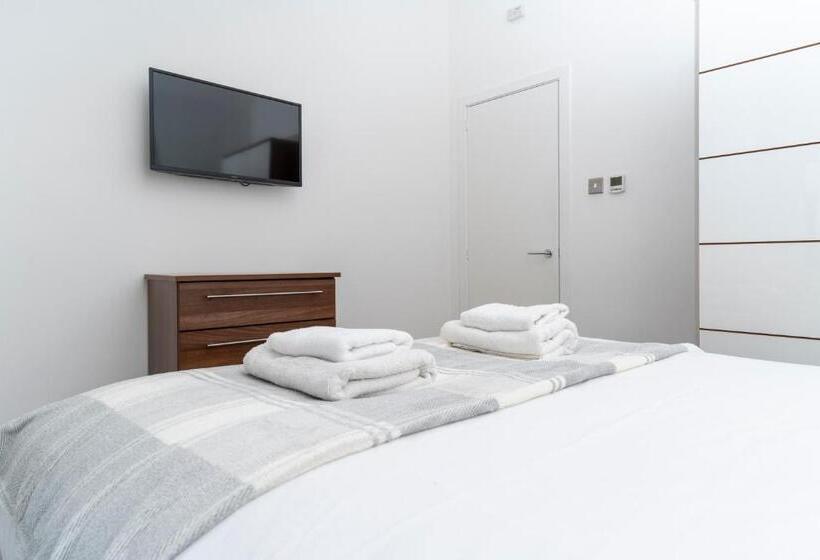 Howburn Residence Serviced Apartments   1,2& 3 Bedroom Apartments
