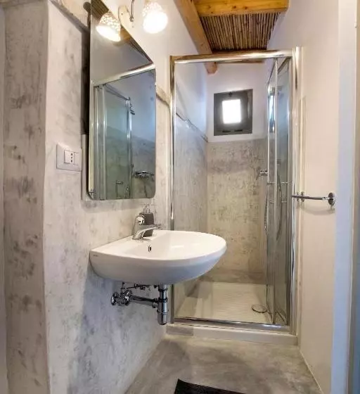 Le Finestre Su Porta Carrese   Luxury Rooms