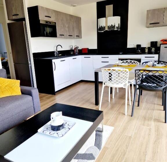 Le Gîte City Haut De Gamme, Jardin, Piscine