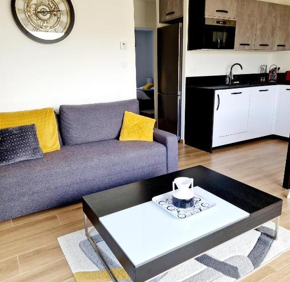 Le Gîte City Haut De Gamme, Jardin, Piscine