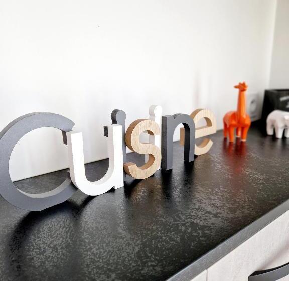 Le Gîte City Haut De Gamme, Jardin, Piscine