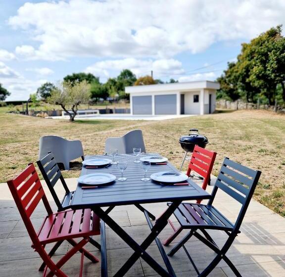 Le Gîte City Haut De Gamme, Jardin, Piscine