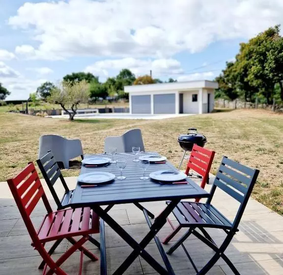 Le Gîte City Haut De Gamme, Jardin, Piscine