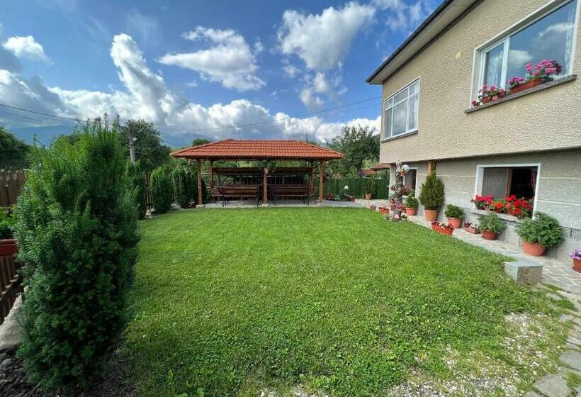 Пансион стаи за гости къща тончеви