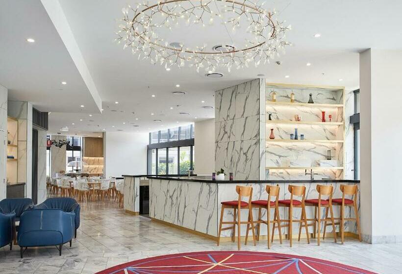 Ruby Gold Coast By Serain