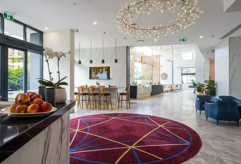 Ruby Gold Coast By Serain