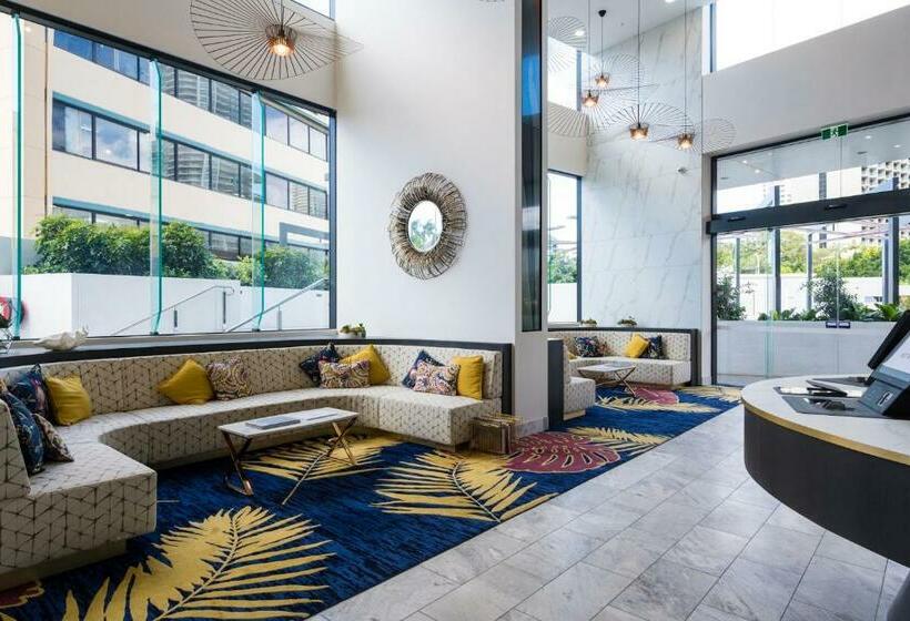 Ruby Gold Coast By Serain