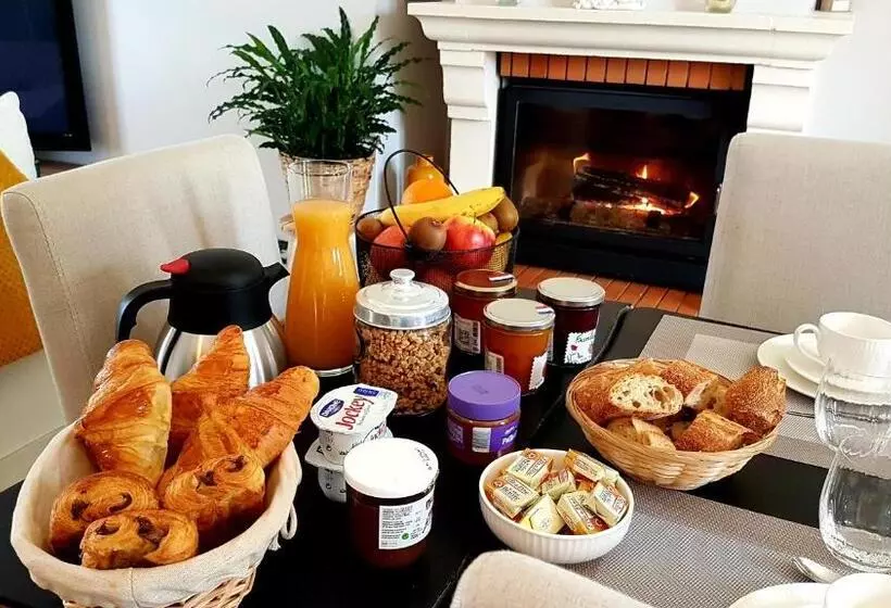 Aamiaismajoitus (B&B) Au Coeur Des Châteaux