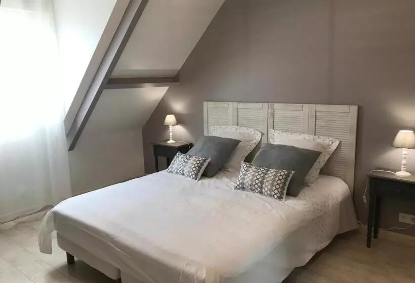 Aamiaismajoitus (B&B) Au Coeur Des Châteaux