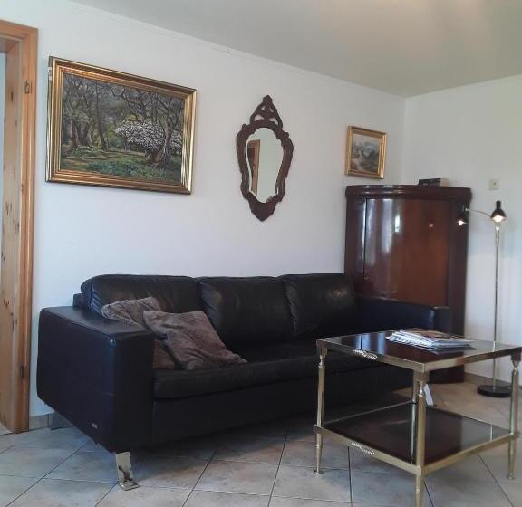 Ferienwohnung Im Palais Rosenlund