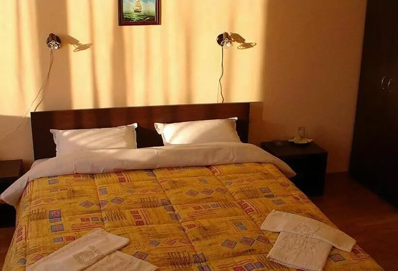 ホテル мотел сити