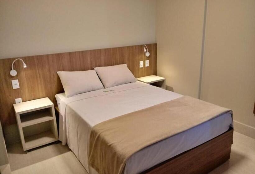 בית מלון כפרי Piazza Diroma Flats Para Temporada