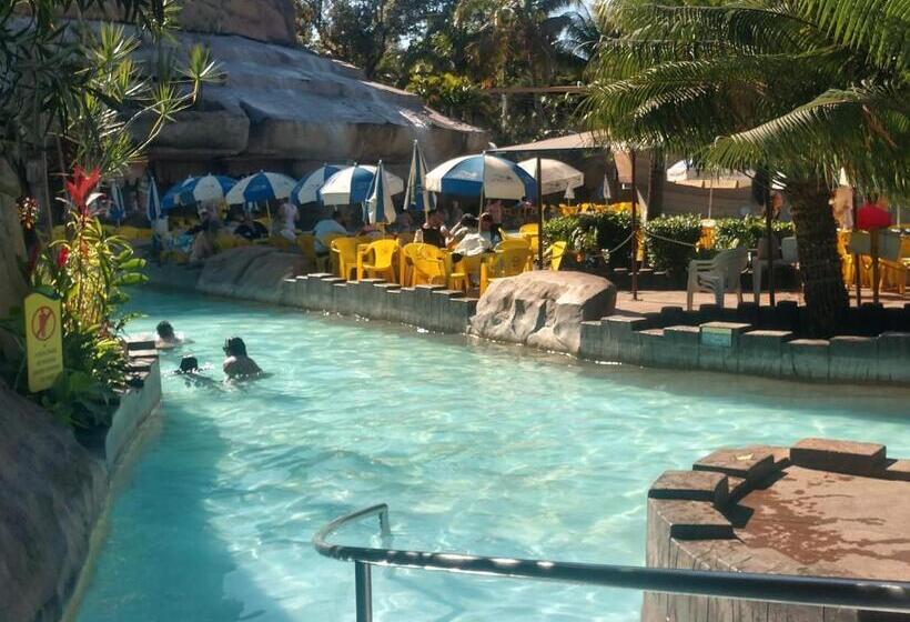 בית מלון כפרי Piazza Diroma Flats Para Temporada