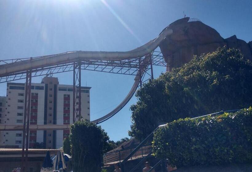 בית מלון כפרי Piazza Diroma Flats Para Temporada