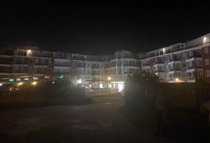 ホテル Private Apartment In Emberli Apart