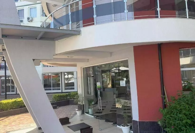 ホテル Private Apartment In Emberli Apart