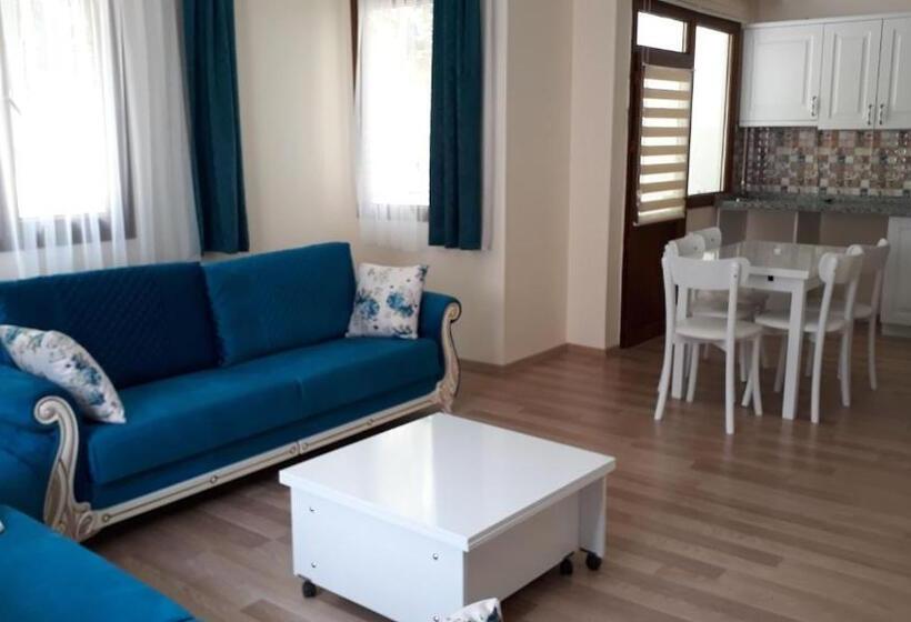 Mavi̇ Köşk Uzungöl