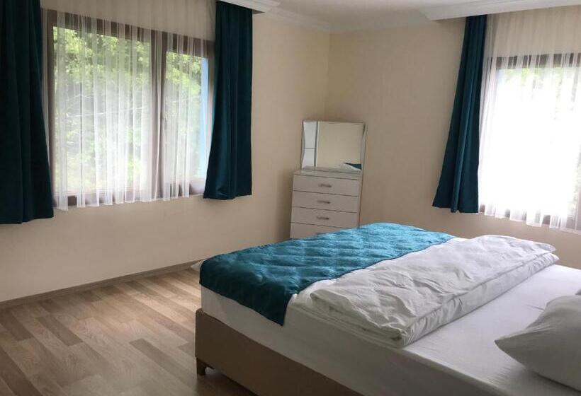 Mavi̇ Köşk Uzungöl