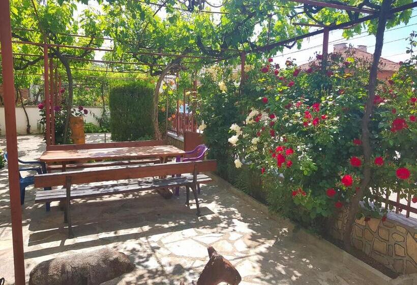 膳宿费 Delieva House