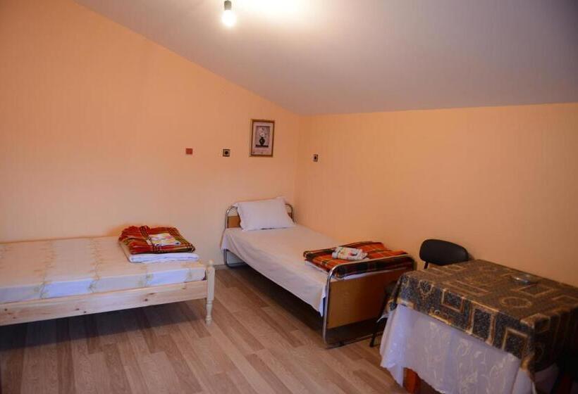 膳宿费 Delieva House