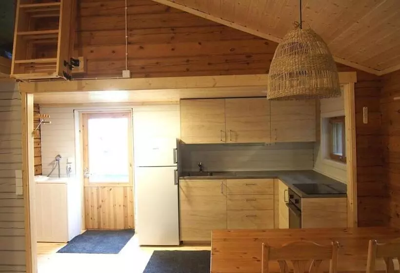 Pinetree Cottages Sunny Cabin