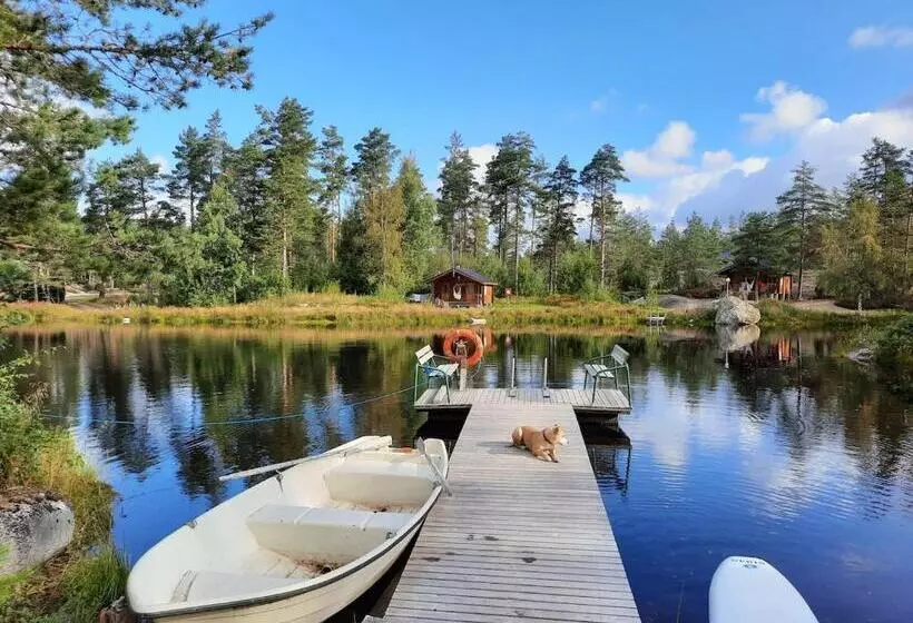 Pinetree Cottages Sunny Cabin