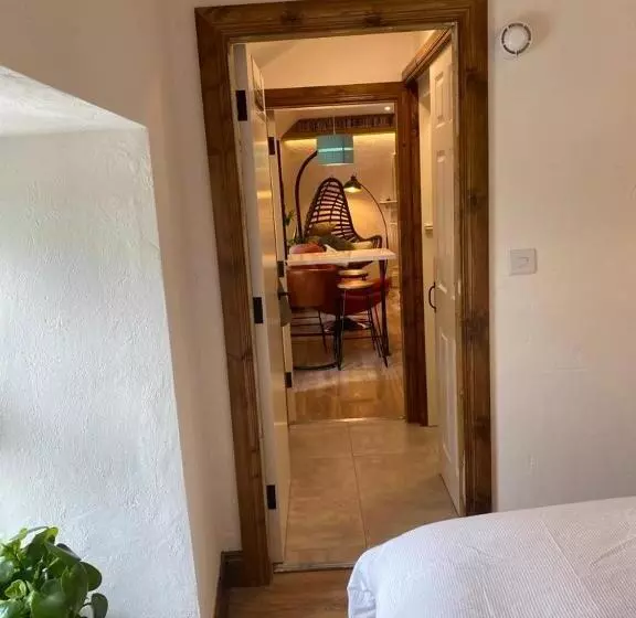 3 Bed Apartment/explore The Area/enjoy Our Pub