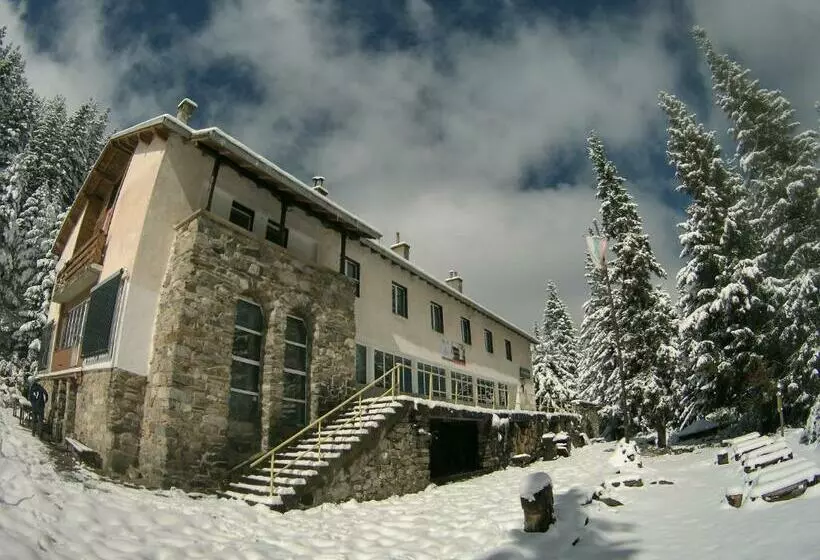 ユースホステル хижа скакавица