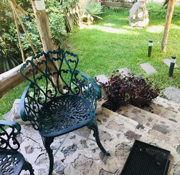 ユースホステル Posada Teopanco