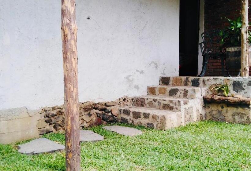 ユースホステル Posada Teopanco