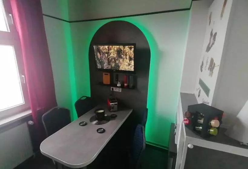 Best Preis  Gold Suite  Mit Netflix, Self Check In, Ebike Ladestation, Fahrradraum, Wlan, Netflix Un