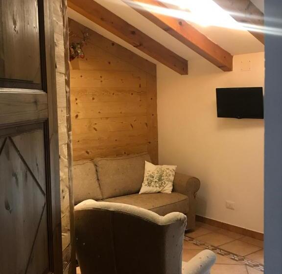 پانسیون Aymon De Challant