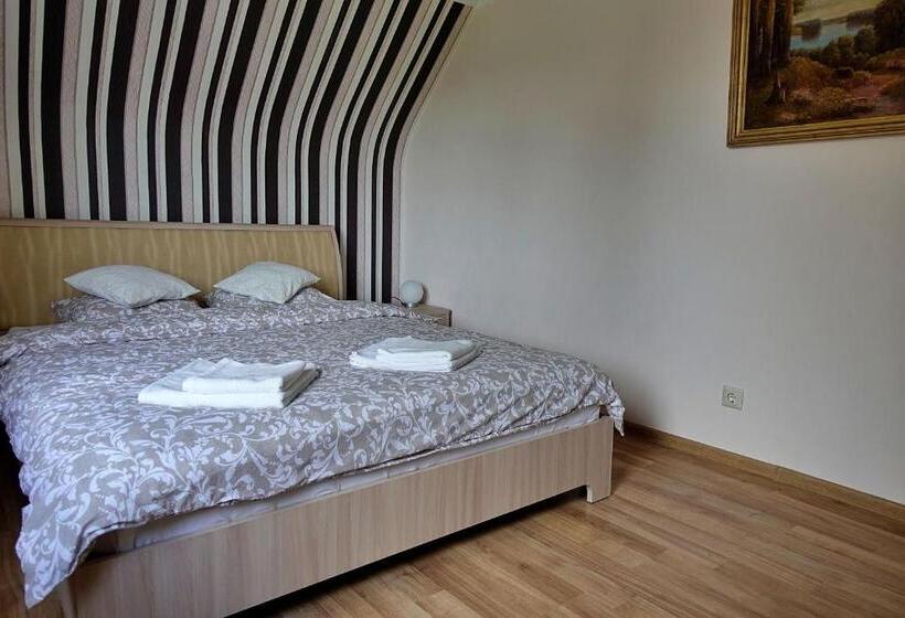 پانسیون Krusttēvu Māja