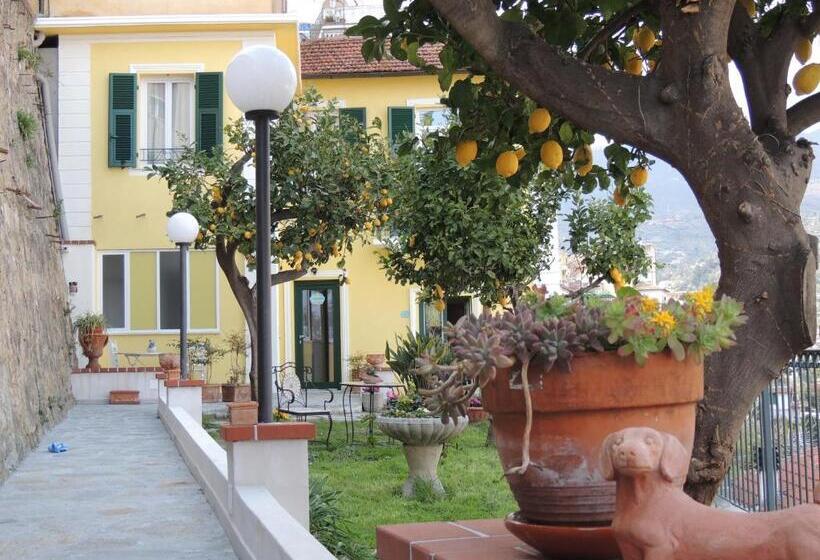 ペンション La Casa Del Sole