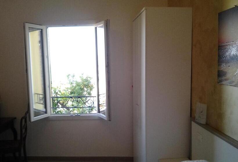 ペンション La Casa Del Sole