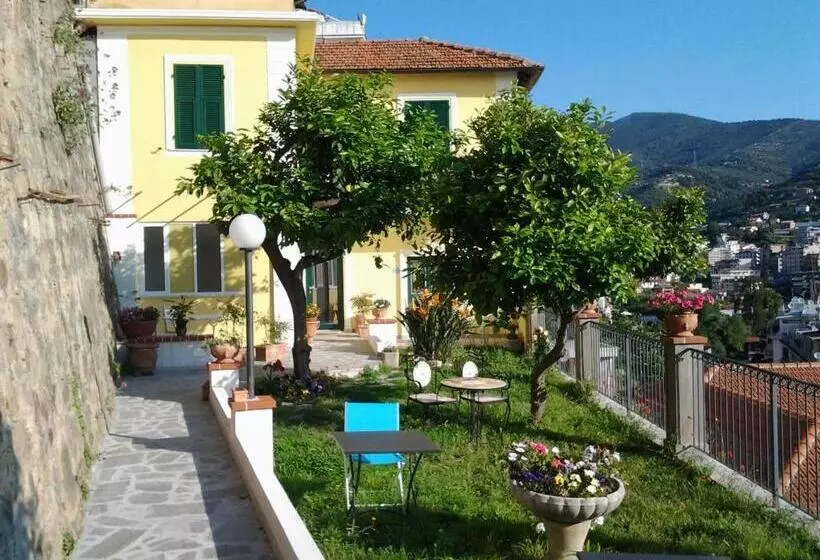 ペンション La Casa Del Sole