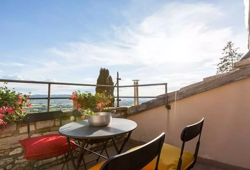 ペンション Room En Suite La Corte Assisi