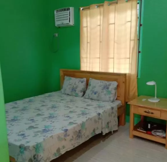 پانسیون Uptown Guesthouse