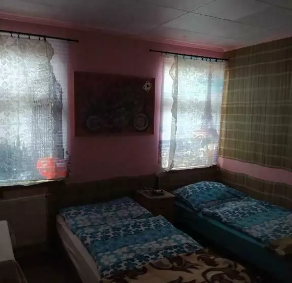 Retkeilymaja Dřevěnka